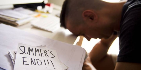 SÍNDROME POST VACACIONAL